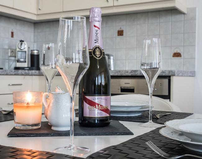 Luxury Penthouse Apartment With 3 Balconies -2 Bedrooms -Petrus View & Parking Luxembourg Eksteriør bilde