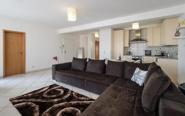 Luxury Penthouse Apartment With 3 Balconies -2 Bedrooms -Petrus View & Parking Luxembourg Eksteriør bilde