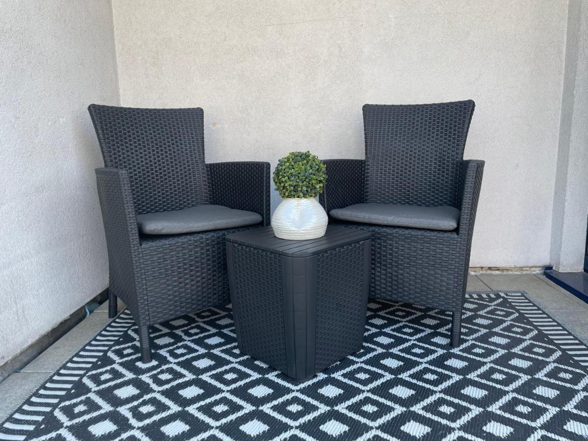 Luxury Penthouse Apartment With 3 Balconies -2 Bedrooms -Petrus View & Parking Luxembourg Eksteriør bilde