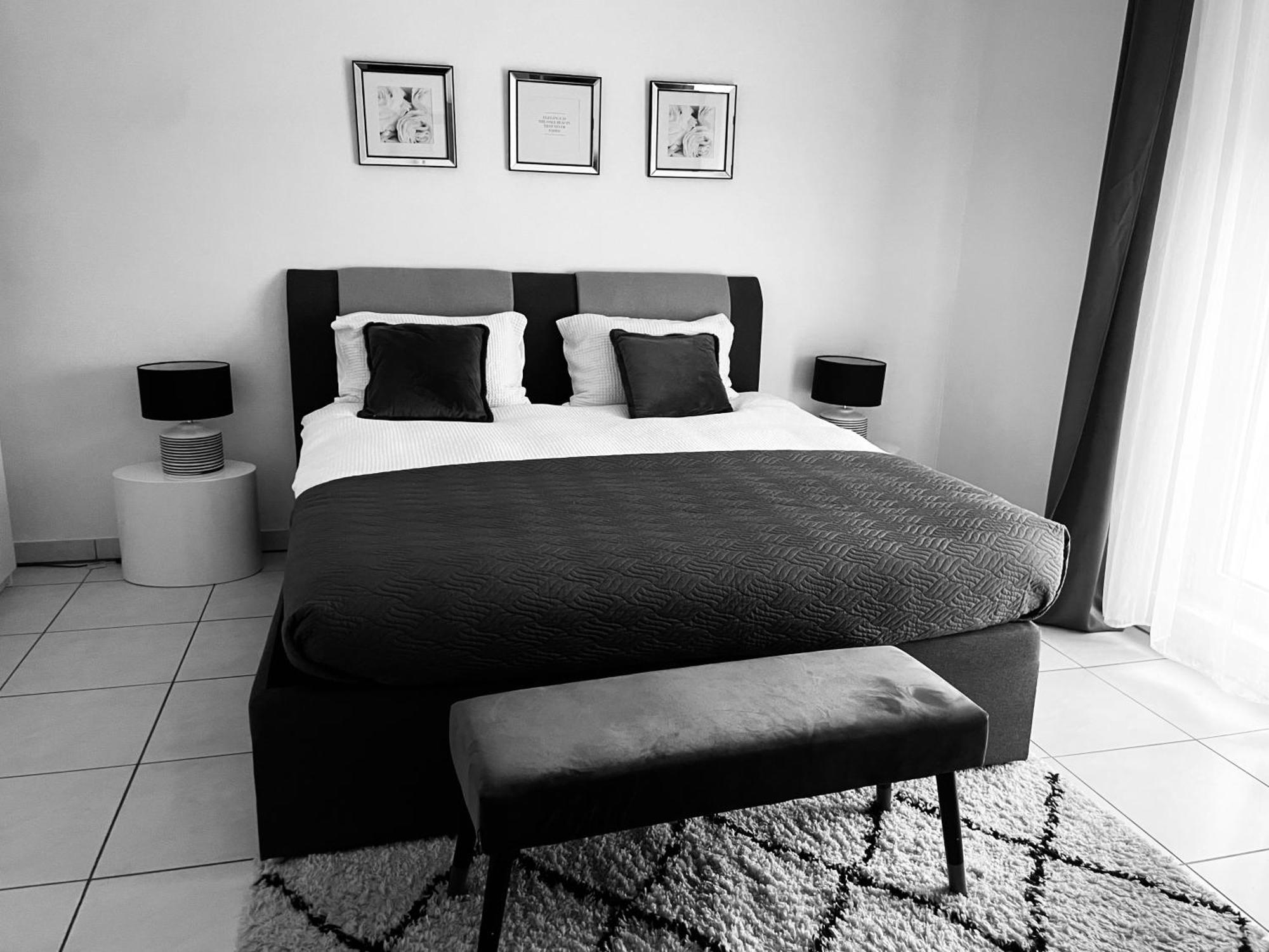 Luxury Penthouse Apartment With 3 Balconies -2 Bedrooms -Petrus View & Parking Luxembourg Eksteriør bilde